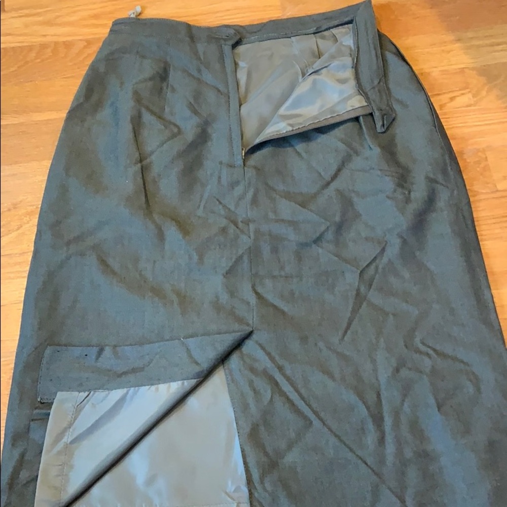 Atrium suit - Picture 7 of 8